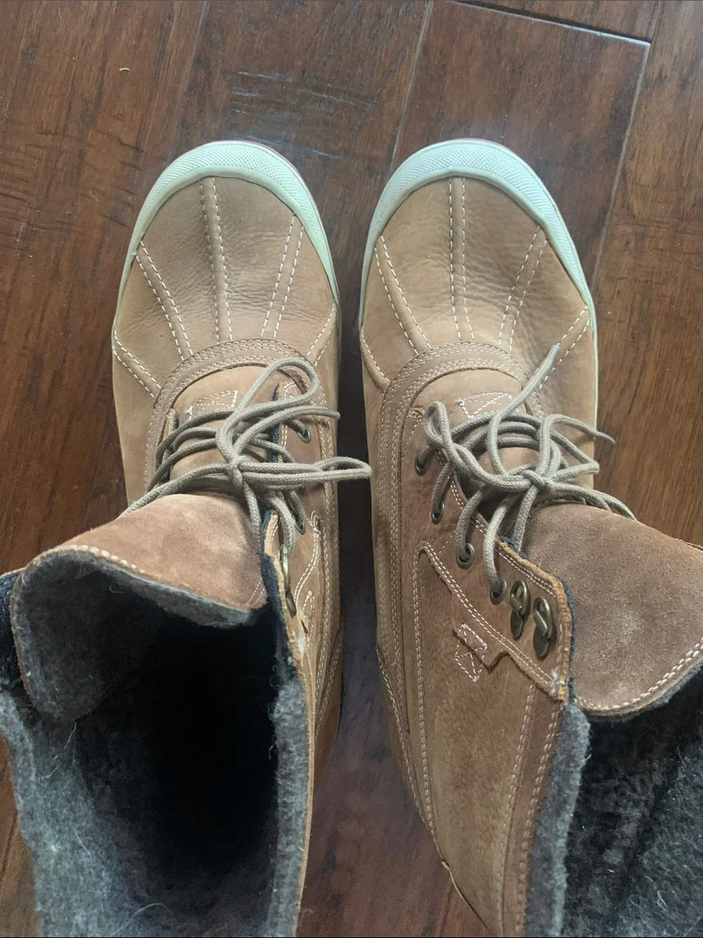 CLARKS LACEUP MILWRIGHT DUCKBOOTS